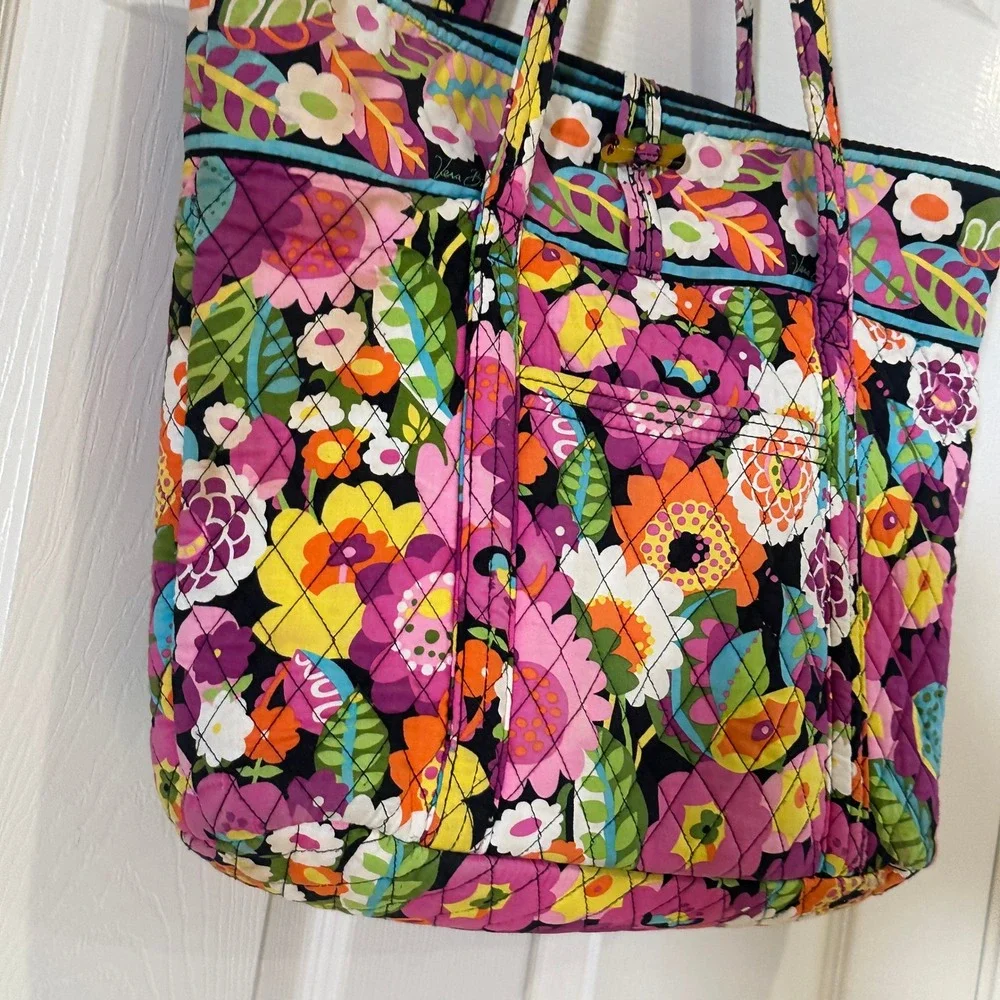 Vera Bradley Tutti Frutti Quilted Floral Vera Tote Bag Large Shoulder Bag